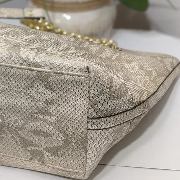 Anne Klein Shoulder Bag Purse, Off White, Snake Skin Look Gold Accents - Picture 7 of 13